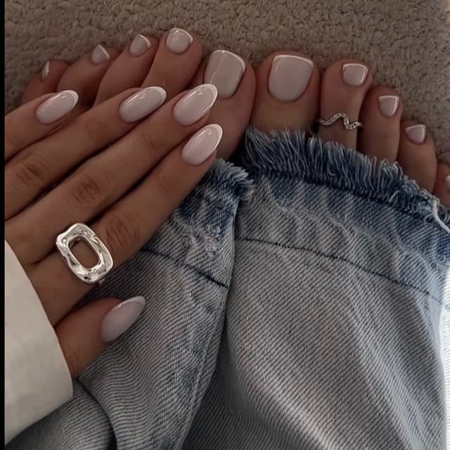 Apres + Pedi at FENIX NAILS MIAMI in Miami, FL